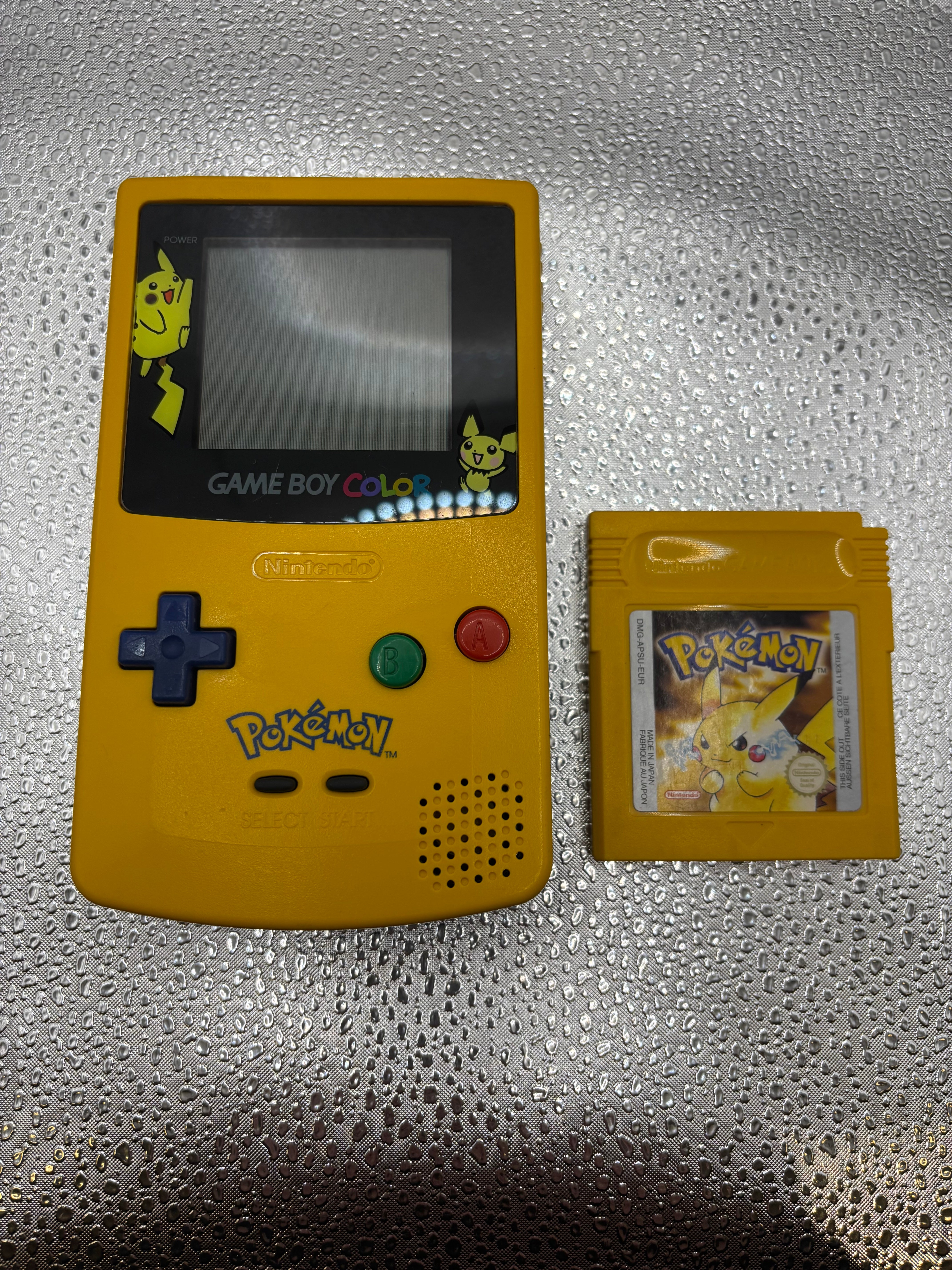 Gold Pikachu Nintendo Gameboy Color System deals + Pokemon Gold Japanese Version